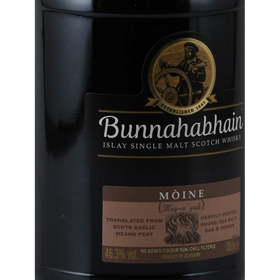 Bunnahabhain Moine Islay single malt whisky, left angle of the front label