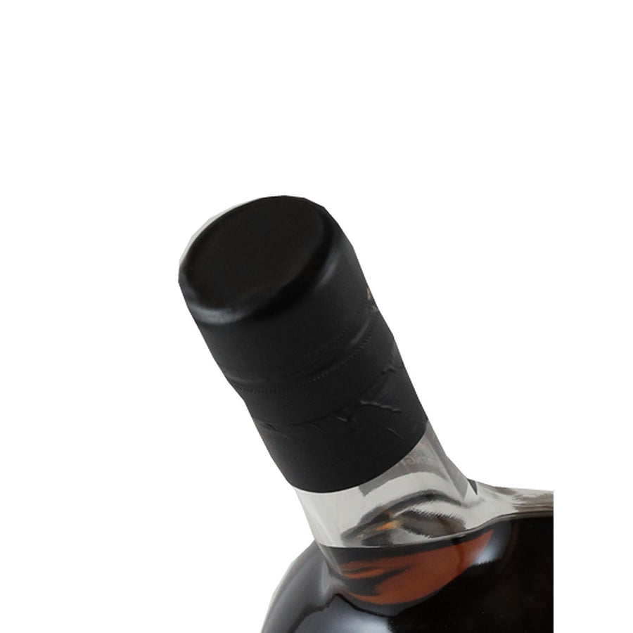 Cadenhead's 7 Stars 26 Year Old 700ml blended Scotch whisky - cap top angle