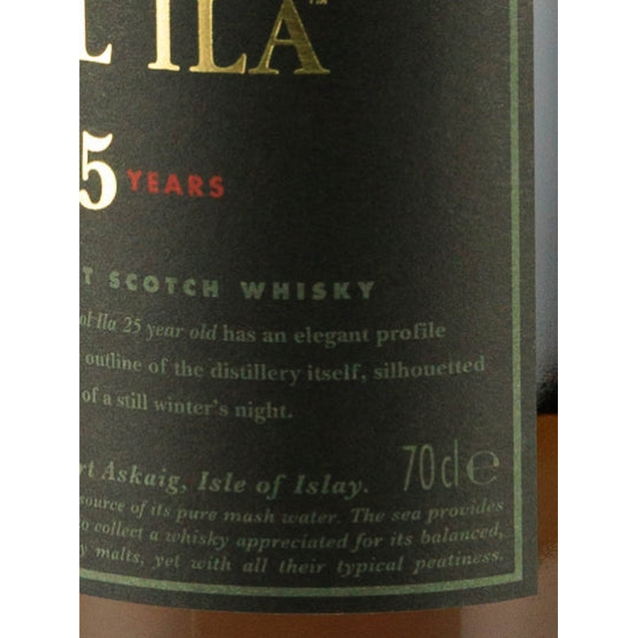Close-up of the Caol Ila 25 Year Old label showing the 70cl volume marking
