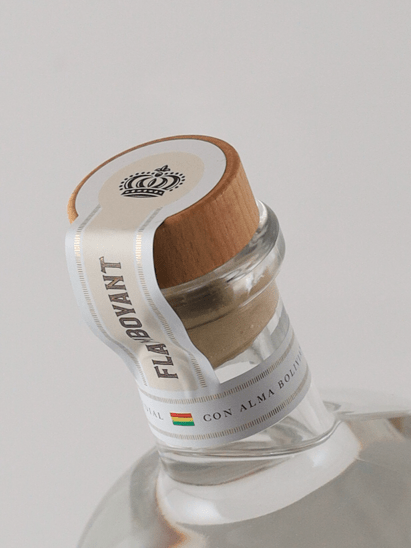 Casa Real Flamboyan Gin - Bottle Of Japan