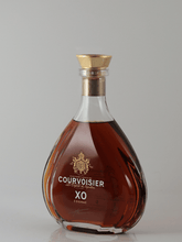 Load image into Gallery viewer, Courvoisier XO 1L - Bottle Of Japan