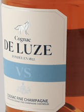 Load image into Gallery viewer, De Luze VS - Bottle Of Japan