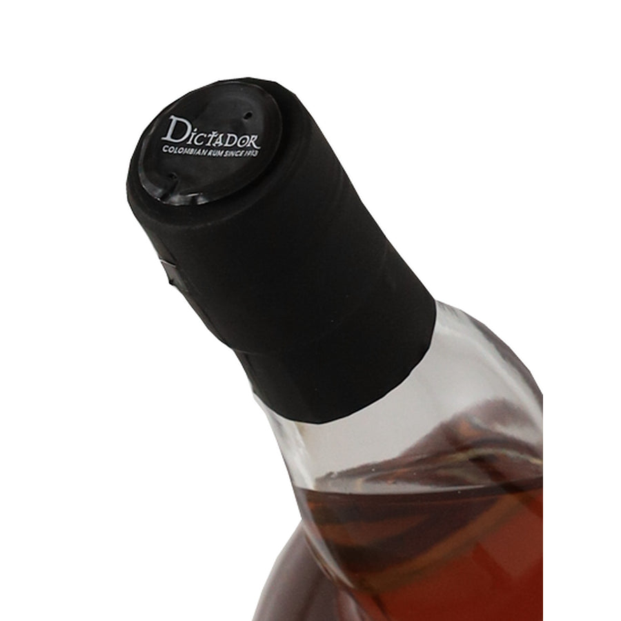 Dictador 10 Year Old Colombian rum 700ml - cap top angle