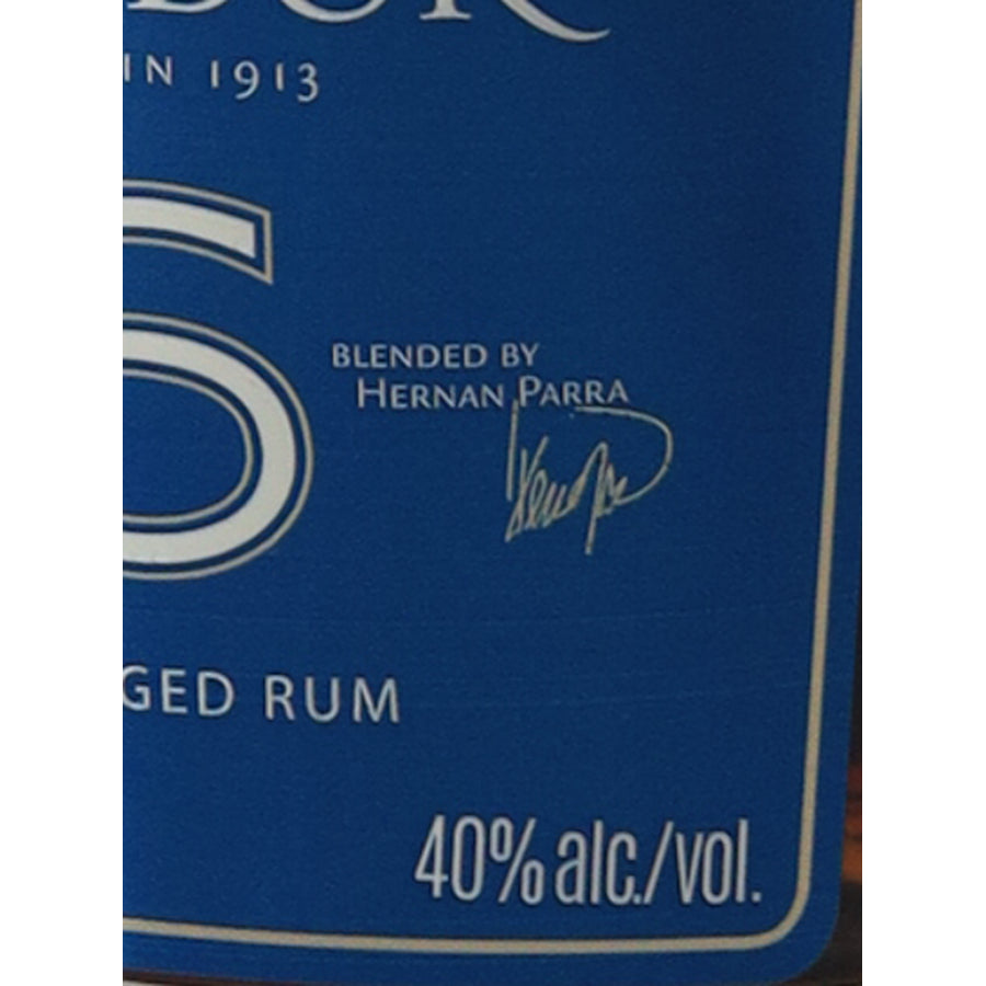 Dictador 16 Year Old Colombian rum 700ml - label blender and strength