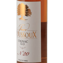 Load image into Gallery viewer, Domaine du Chene Cognac 3 x 200ml Gift Set - xo no20 front label right angle
