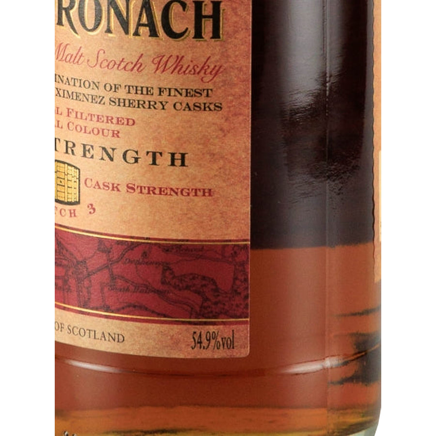Glendronach Cask Strength Batch 3 54.9% whisky, label detail showing 54.9% ABV