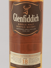 Load image into Gallery viewer, Glenfiddich 18 Year Old Old Label 200ml - Bottle Of Japan