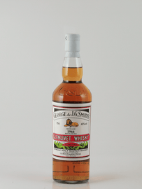 Gordon & MacPhail Glenlivet 1966／2014 - Bottle Of Japan