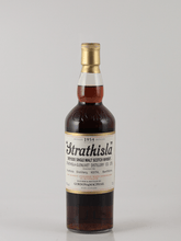 Load image into Gallery viewer, Gordon &amp; MacPhail Strathisla 1954／2013 - Bottle Of Japan