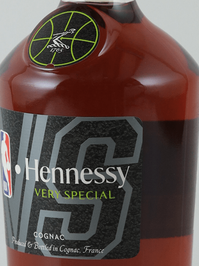 Hennessy VS Season 4 NBA Limited Edition - Bottle Of Japan