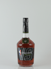 Load image into Gallery viewer, Hennessy VS Season 4 NBA Limited Edition - Bottle Of Japan