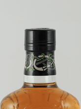Load image into Gallery viewer, Highland Park 15 Year Old Viking Heart Glass Bottle - Bottle Of Japan