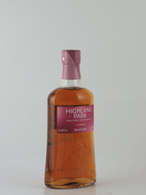 Load image into Gallery viewer, Highland Park Cask Strength Heather - Bottle Of Japan