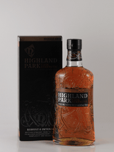 Load image into Gallery viewer, Highland Park Cask Strength No.3 - Bottle Of Japan