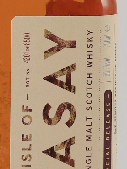 Isle of Raasay Colombian Oak Oak Species - Bottle Of Japan