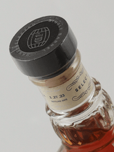 Load image into Gallery viewer, Jack Daniel's Single Barrel Metal Gauge - Bottle Of Japan