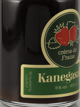 Load image into Gallery viewer, Kanegasaki Creme de Fraise - Bottle Of Japan