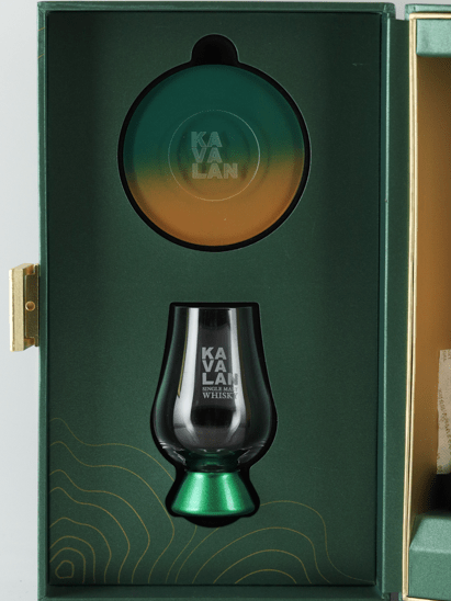 Kavalan Ex - Bourbon Cask Strength 15th Anniversary - Bottle Of Japan