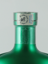 Load image into Gallery viewer, Kavalan Ex - Bourbon Cask Strength 15th Anniversary - Bottle Of Japan