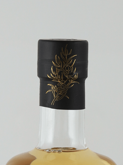 Kobe Distillery PREMIUM KOBE GIN UMI - Bottle Of Japan