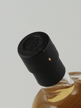 Load image into Gallery viewer, Kobe Distillery PREMIUM KOBE GIN YAMA - Bottle Of Japan