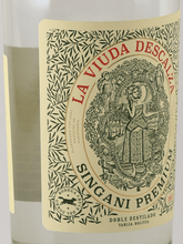 Load image into Gallery viewer, La Viuda Descalza - Bottle Of Japan