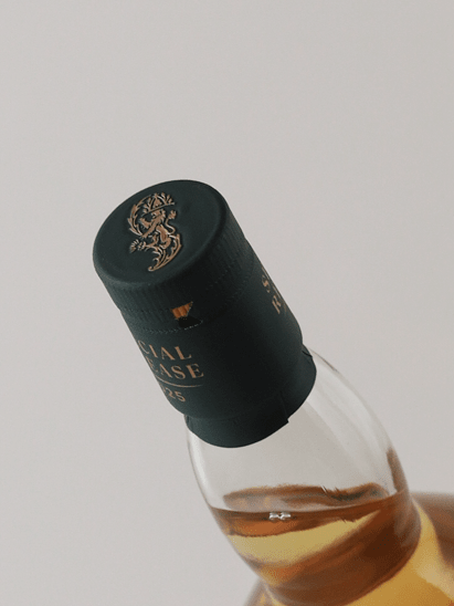 Lagavulin 12 Year Old Special Release 2025 - Bottle Of Japan