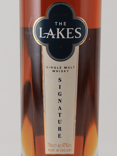 Lakes Single Malt Whisky Signature - Bottle Of Japan