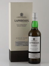 Load image into Gallery viewer, Laphroaig 2014 Single Cask 802279 - Bottle Of Japan