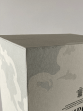 Load image into Gallery viewer, Laphroaig 33 Year Old Strong Characters Donald Johnston - Bottle Of Japan