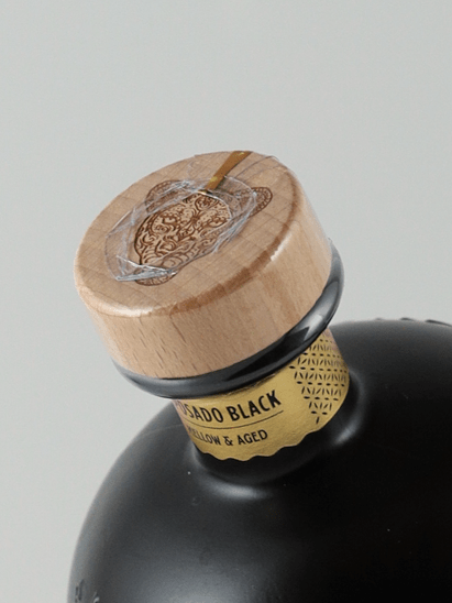 Leonista Reposado Black - Bottle Of Japan