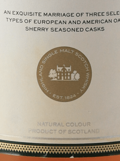 Macallan Lumina - Bottle Of Japan