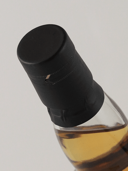 Malt Barn Port Charlotte 22 Year Old 2002 - Bottle Of Japan