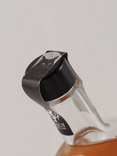 Maoi Distillery Gatto Libero ZenZeroVino - Bottle Of Japan
