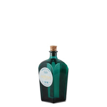 Load image into Gallery viewer, MAWSIM Gin Tropical Citrus - bottle right angle