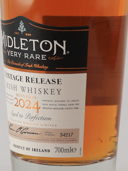 Midleton Berry Rare 2024 - Bottle Of Japan