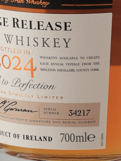 Midleton Berry Rare 2024 - Bottle Of Japan