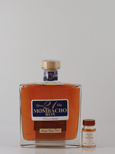 Load image into Gallery viewer, Mombacho Tasting Set - Bottle Of Japan