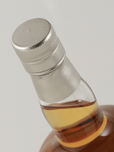 Load image into Gallery viewer, Old &amp; Rare Laphroaig 25 Year Old 1998 - Bottle Of Japan