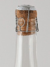Load image into Gallery viewer, Paul Giraud Sparkling Grape Juice 2025 - Bottle Of Japan