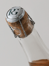 Load image into Gallery viewer, Paul Giraud Sparkling Grape Juice 2025 - Bottle Of Japan