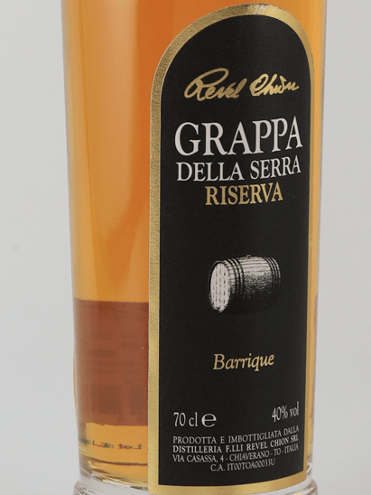 Revelchion Grappa della Serra Riserva Barrica - Bottle Of Japan