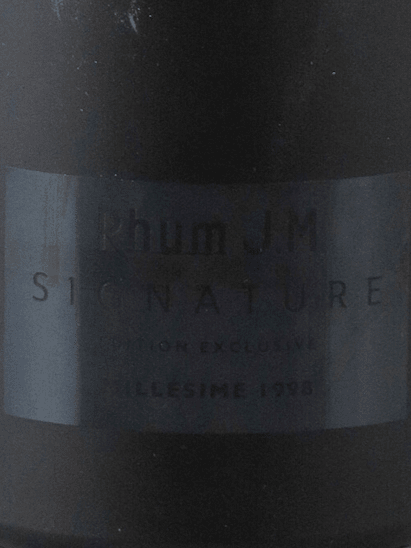 Rhum Jm Signature Old Age Millesime 25 Year Old 1998 - Bottle Of Japan