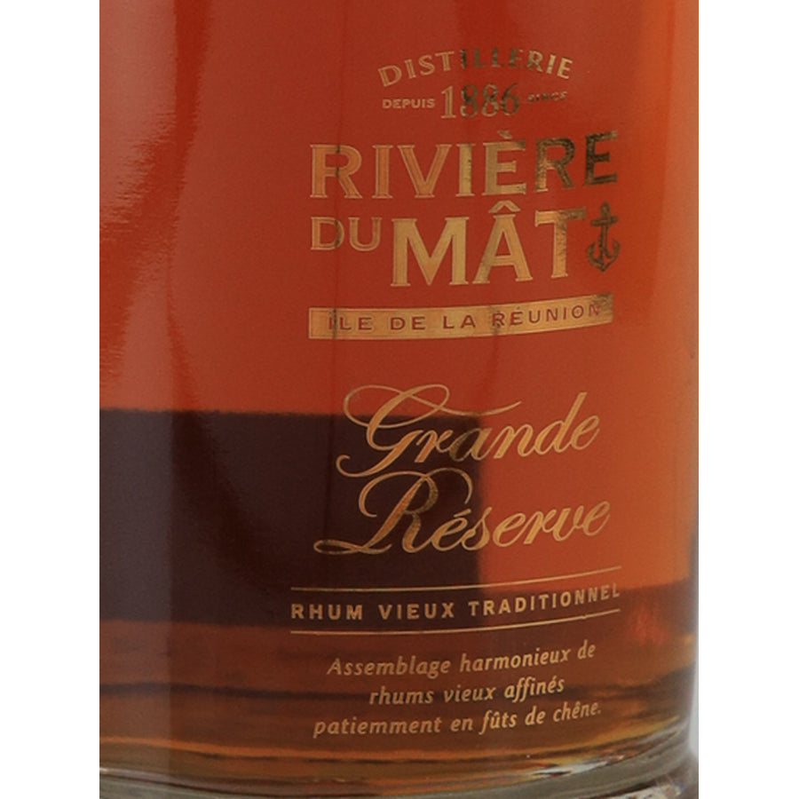 Riviere du Mat Grande Reserve Rum - front label left angle