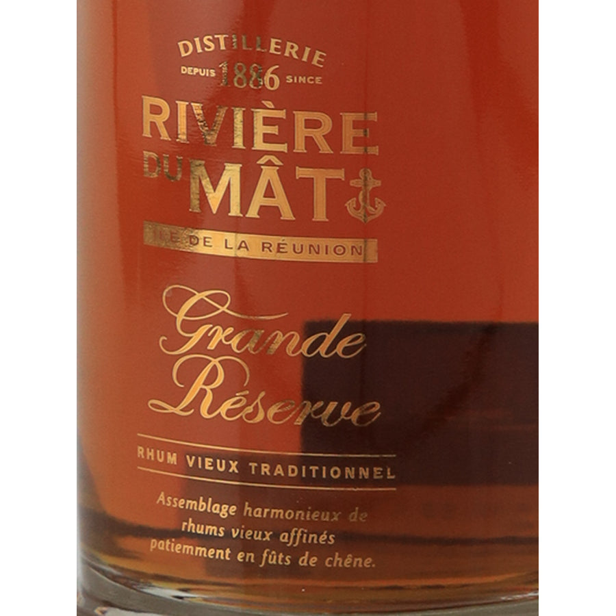 Riviere du Mat Grande Reserve Rum - front label right angle