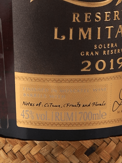 Ron Zacapa Centenario Reserva Limitada 2019 - Bottle Of Japan