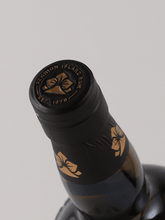 Load image into Gallery viewer, Savanna Art of Rum by Yann Le Gall - Bottle Of Japan