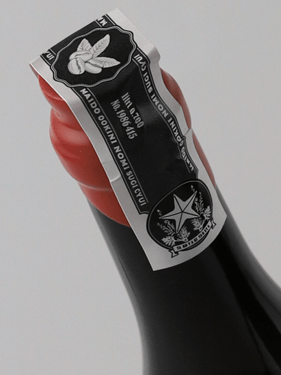 Scarlet Liqueur Aperitivo - Bottle Of Japan
