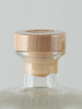 Load image into Gallery viewer, Siegfried Dry Gin Gold - Bottle Of Japan