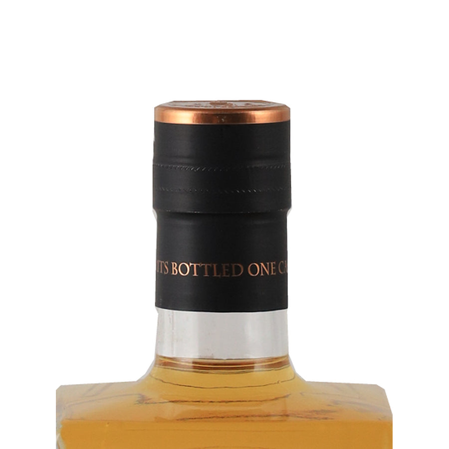 The Single Cask Ardnamurchan 7 Year Old 2018 64.4% for The Ultimate Spirits and Bar Minmorehouse - neck and copper cap